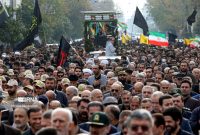 گزارش_تصویری | تشییع پیکر ۶ شهید گمنام دوران دفاع مقدس و شهید حسن بابانیا از شهدای حادثه تروریستی شهرستان راسک