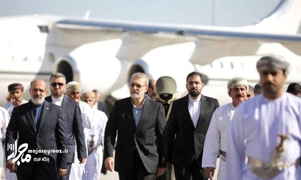 استقبال رسمی وزیر دفتر سلطنتی عمان از علی لاریجانی در فرودگاه مسقط