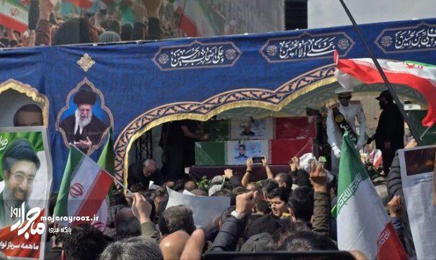 تشییع پیکر شهیدان لاریجانی، سلیمانی و ناوشکن دنا در تهران برگزار شد تشییع پیکر شهیدان لاریجانی، سلیمانی و ناوشکن دنا در تهران برگزار شد