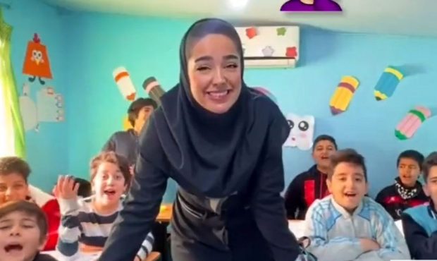 معلم قائمشهری به مدرسه بازگشت