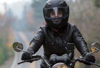 موتورسواران بدون کلاه ایمنی اعمال قانون می شوند