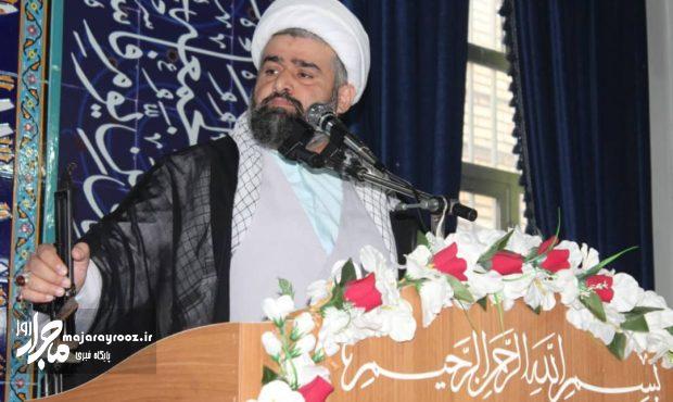 دشمن به دنبال نابودی اقتصاد و نفوذ فرهنگی است