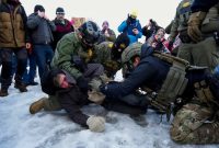 انتقاد تند الکساندریا اوکاسیو-کورتز از عملکرد دولت آمریکا: مردم در خیابان‌ها کشته می‌شوند