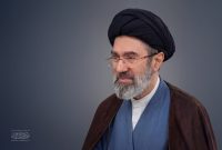 معلمان و کارگران ستون فقرات فرهنگ و اقتصاد کشور هستند