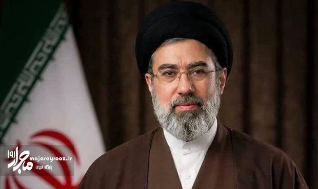آیتالله سیدمجتبی حسینی خامنهای به عنوان سومین رهبر جمهوری اسلامی ایران معرفی شد آیتالله سیدمجتبی حسینی خامنهای به عنوان سومین رهبر جمهوری اسلامی ایران معرفی شد
