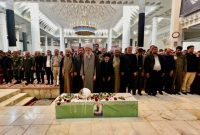 وداع با عقاب آسمان/ شیراز، فاتح بلندپروازش را به آغوش کشید