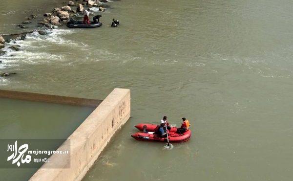 حادثه تلخ غرقشدگی در رودبار؛ عملیات جستوجو برای ۲ ماهیگیر در سفیدرود ادامه دارد حادثه تلخ غرقشدگی در رودبار؛ عملیات جستوجو برای ۲ ماهیگیر در سفیدرود ادامه دارد